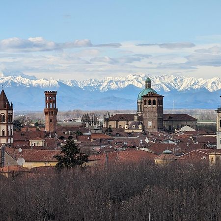 La Terrazza Del Re Apartamento Vercelli Exterior foto
