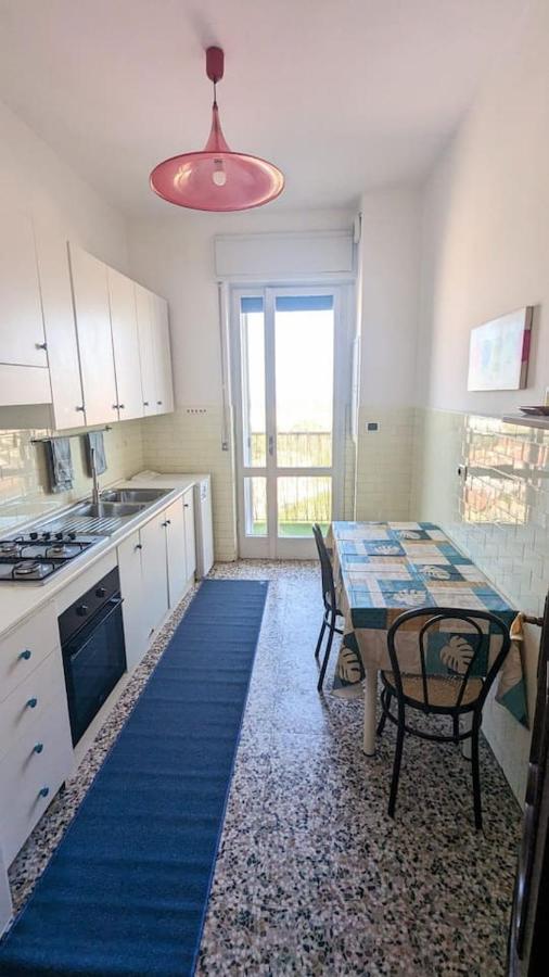 La Terrazza Del Re Apartamento Vercelli Exterior foto