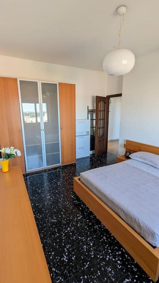 La Terrazza Del Re Apartamento Vercelli Exterior foto